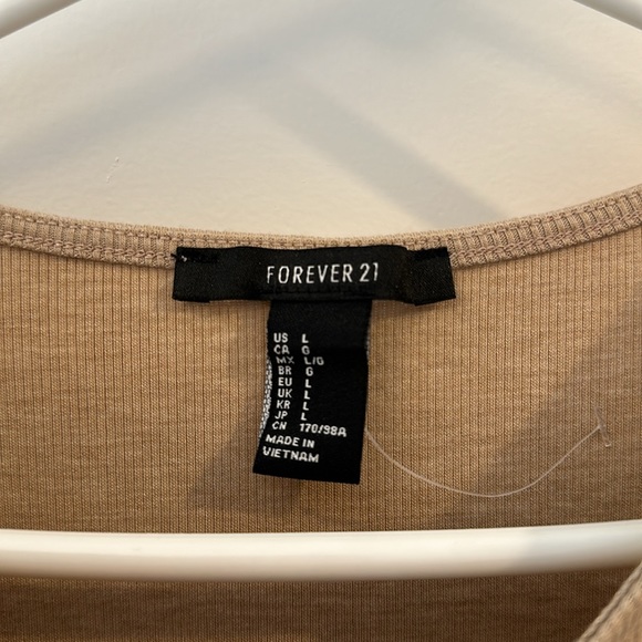 Beige Cropped top - Picture 4 of 4